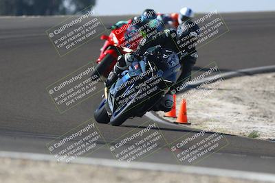 media/Nov-01-2025-TrackDaz (Sat) [[2b4d5192bc]]/B Group/1220pm (Turn 2 Outside)/